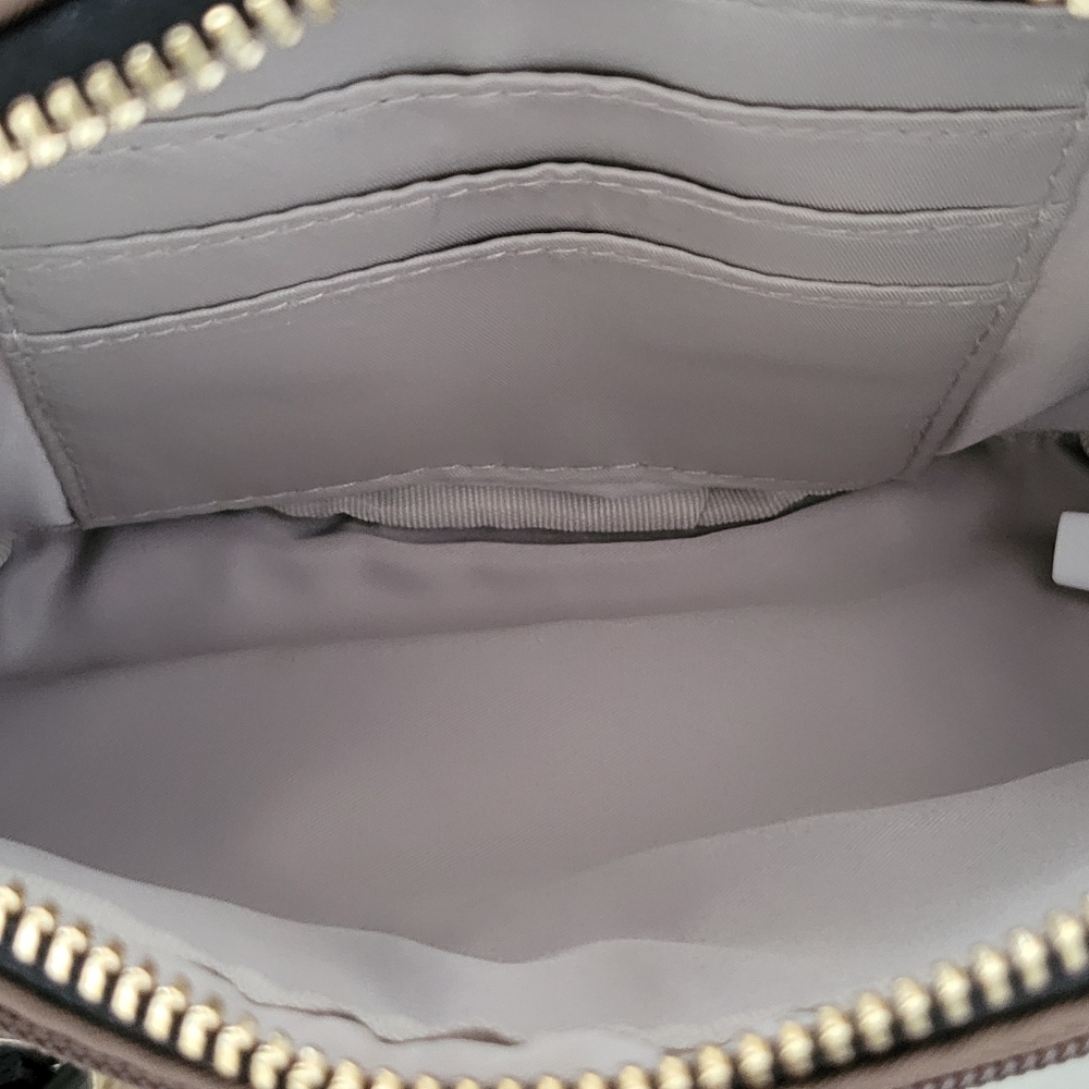 Purse - Picture 3 of 3